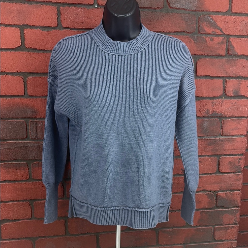 Moon Madison Sweater Womans XL Blue